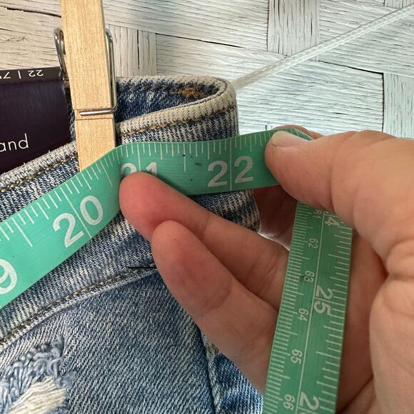 Ava & Viv high rise relax fit Bermuda short cut off denim medium wash plus size - Picture 7 of 12